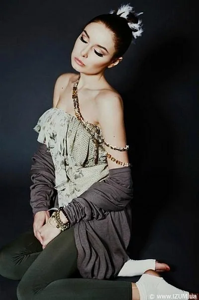 Olga Pokrovska special occasion makeup and hair portfolio photograph 2